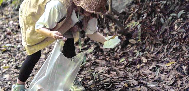车轮丈量黔山秀水 公益守护梵天净土