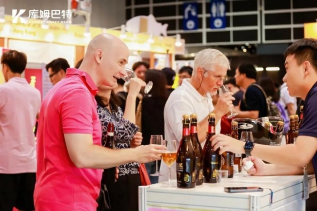 广东省湖北商会 20 周年庆典暨 “库姆巴特之夜” 发布会圆满举行