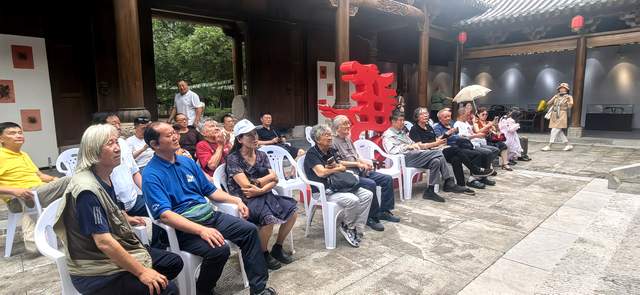 致敬民族脊梁，铭记国家记忆——“纪念抗战军人画像展”在贵阳花溪公园举行