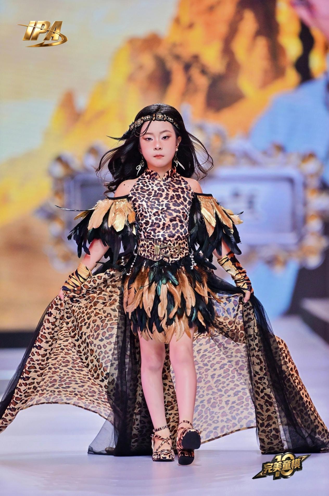 全网出圈!第十季完美童模 主持人常雅卓 高光回顾